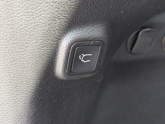 used 2021 Jeep Cherokee car, priced at $25,452