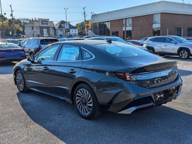 new 2024 Hyundai Sonata Hybrid car, priced at $30,171