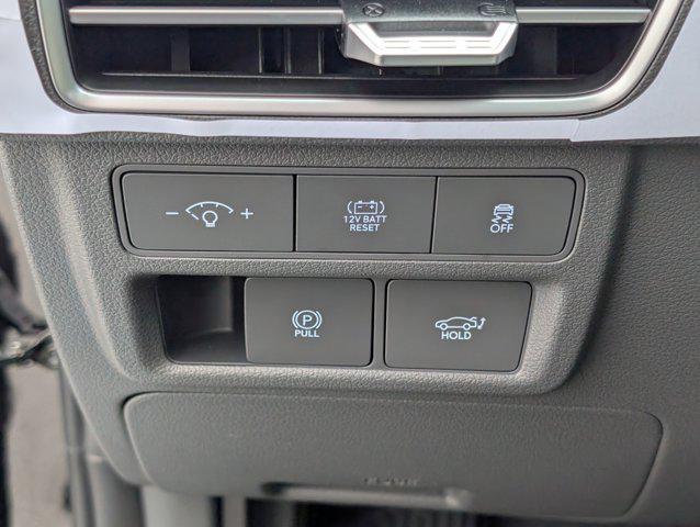 new 2025 Hyundai Sonata Hybrid car, priced at $35,106