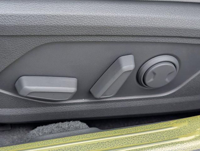 new 2025 Hyundai Sonata Hybrid car, priced at $35,106