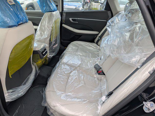 new 2025 Hyundai Sonata Hybrid car, priced at $35,106