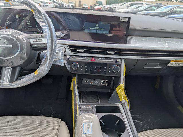 new 2025 Hyundai Sonata Hybrid car, priced at $35,106
