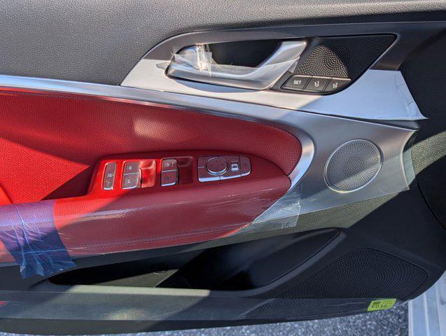 new 2025 Genesis G70 car, priced at $51,105