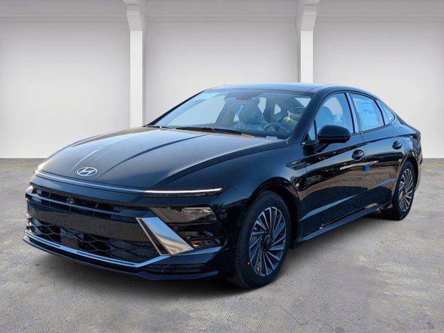 new 2025 Hyundai Sonata Hybrid car, priced at $35,827