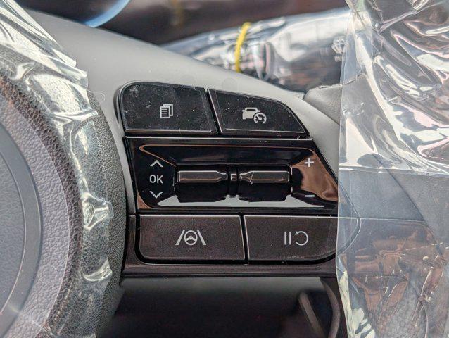 new 2025 Hyundai Elantra car, priced at $26,980