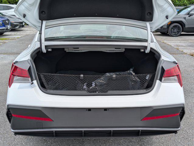 new 2025 Hyundai Elantra car, priced at $26,980