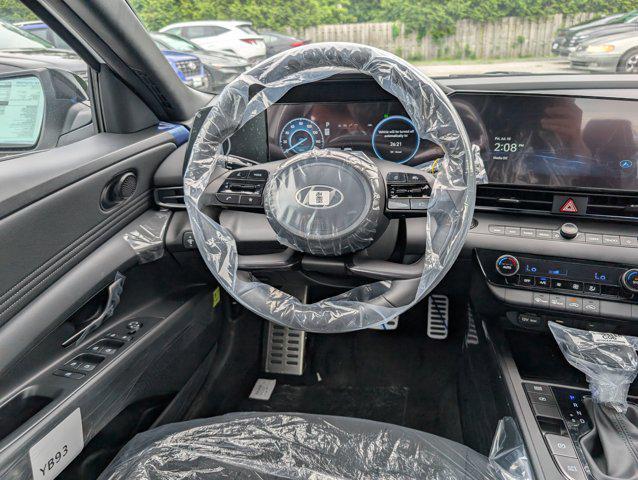 new 2025 Hyundai Elantra car, priced at $26,980