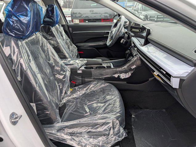 new 2025 Hyundai Sonata Hybrid car, priced at $36,485