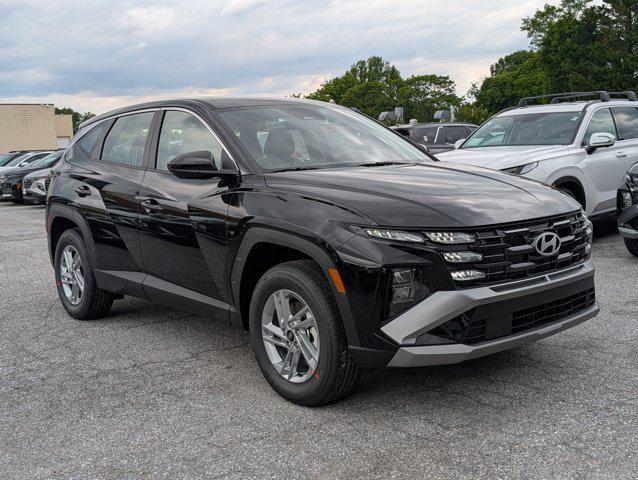 new 2025 Hyundai Tucson car, priced at $30,675