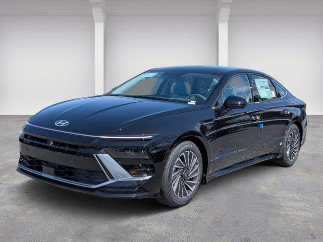 new 2025 Hyundai Sonata Hybrid car, priced at $35,906