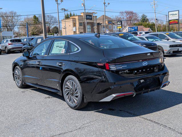 new 2025 Hyundai Sonata Hybrid car, priced at $36,156