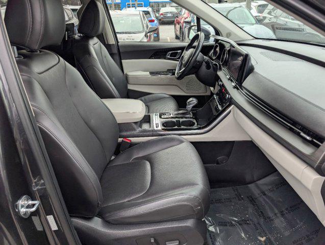 used 2022 Kia Carnival car, priced at $35,544