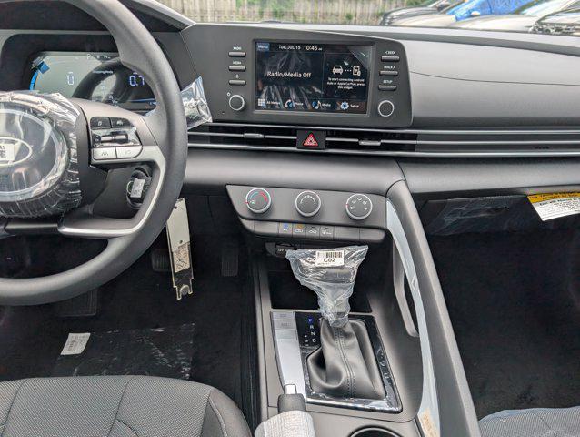 new 2025 Hyundai Elantra car, priced at $22,760