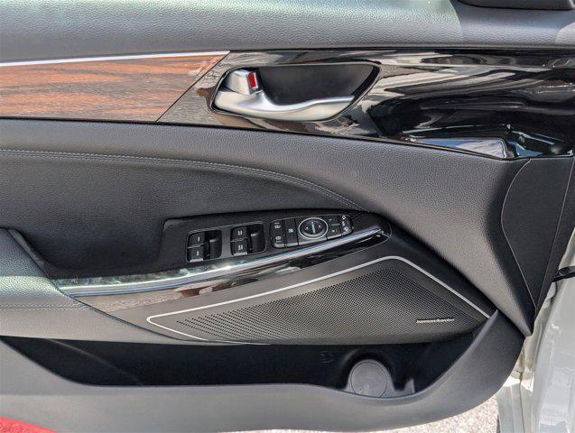 used 2019 Kia Cadenza car, priced at $20,200