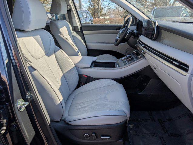 used 2024 Hyundai Palisade car, priced at $35,994