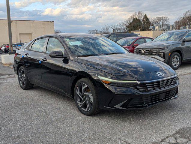 new 2025 Hyundai Elantra car, priced at $30,015