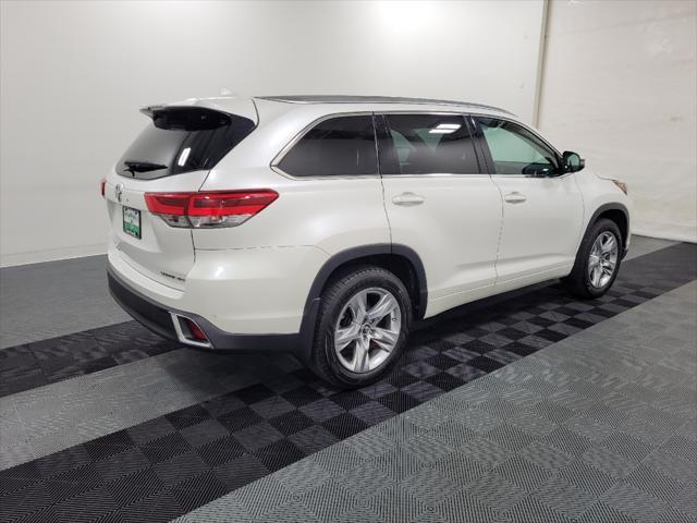 used 2018 Toyota Highlander car, priced at $28,995