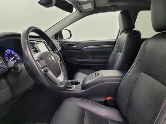 used 2018 Toyota Highlander car, priced at $28,995