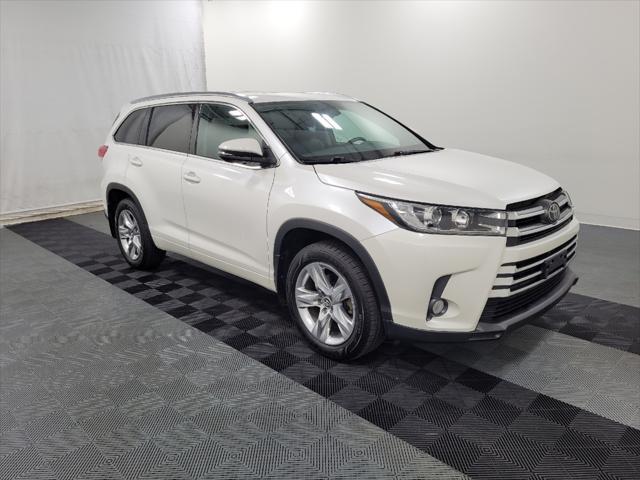 used 2018 Toyota Highlander car, priced at $28,995