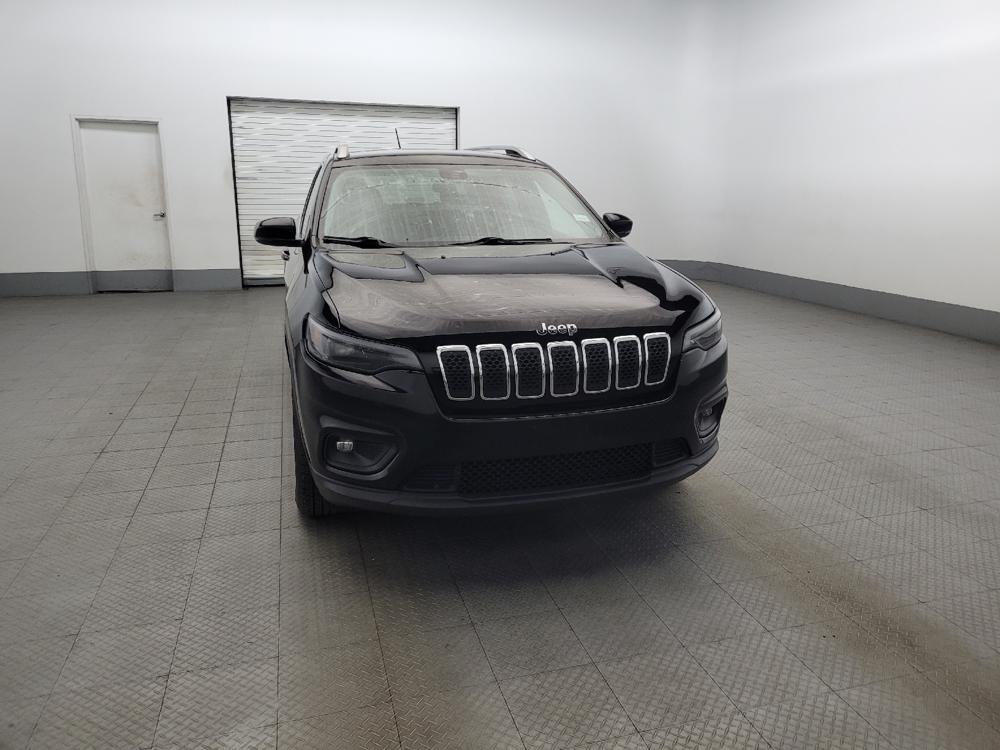 used 2020 Jeep Cherokee car, priced at $20,895