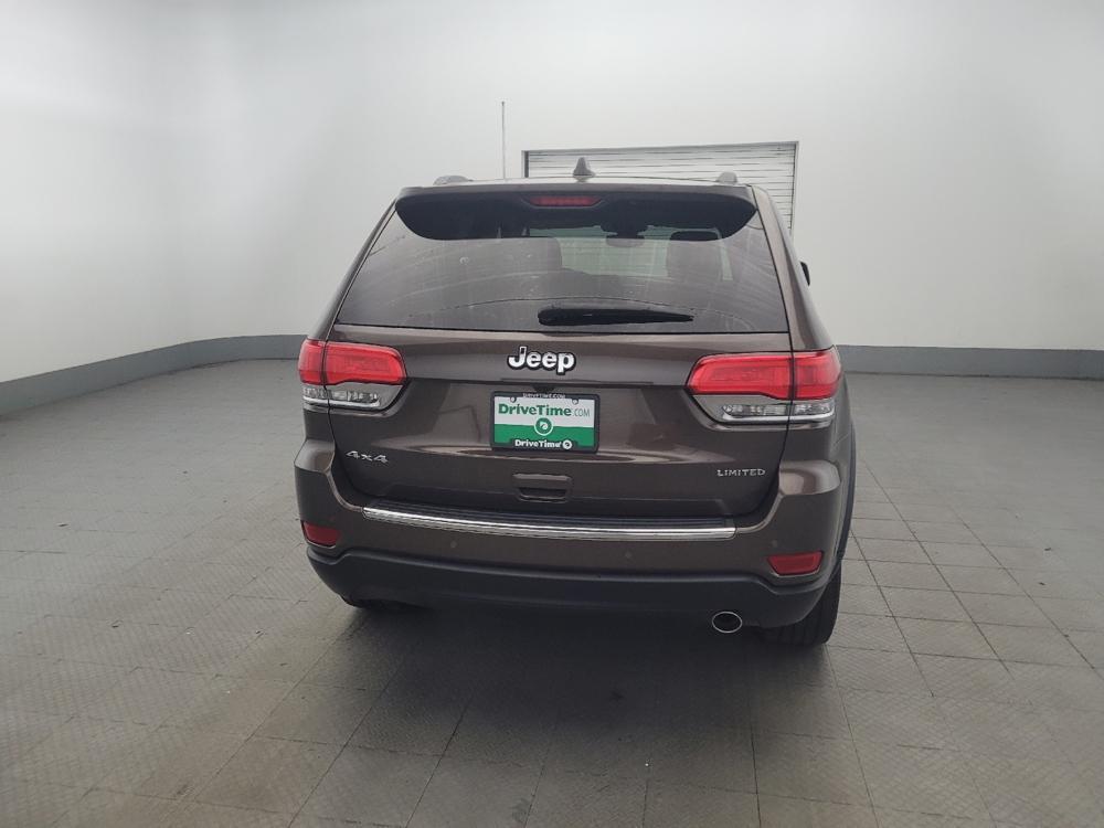 used 2017 Jeep Grand Cherokee car, priced at $20,395