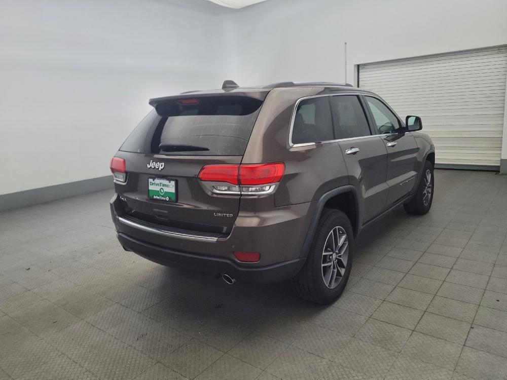 used 2017 Jeep Grand Cherokee car, priced at $20,395