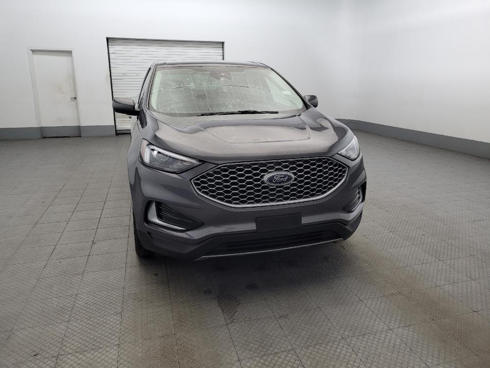 used 2024 Ford Edge car, priced at $29,995