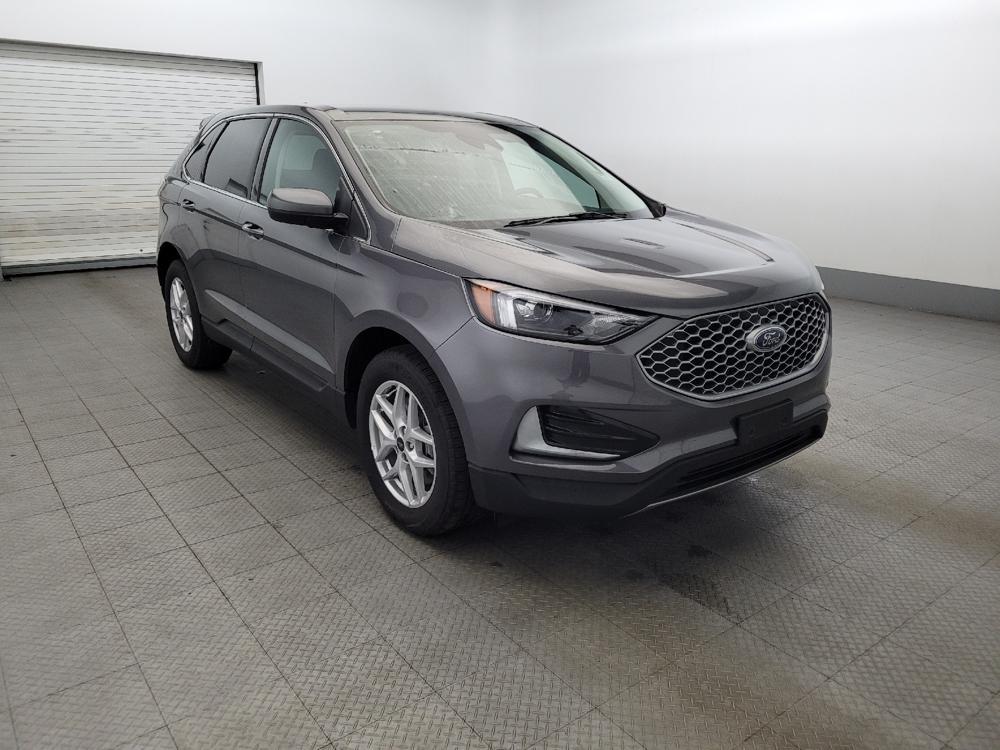 used 2024 Ford Edge car, priced at $29,995
