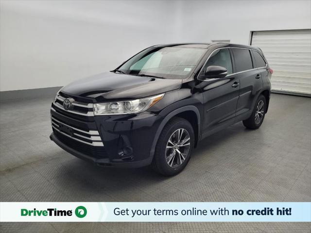 used 2019 Toyota Highlander car, priced at $28,895