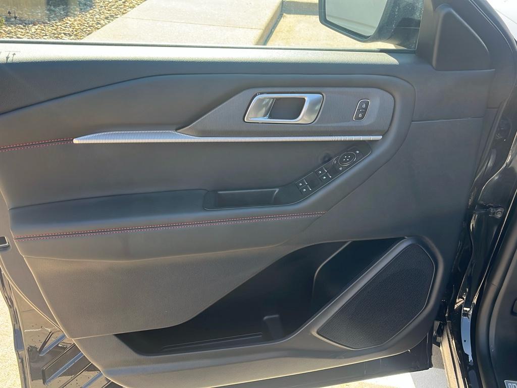 used 2025 Ford Explorer car, priced at $43,590