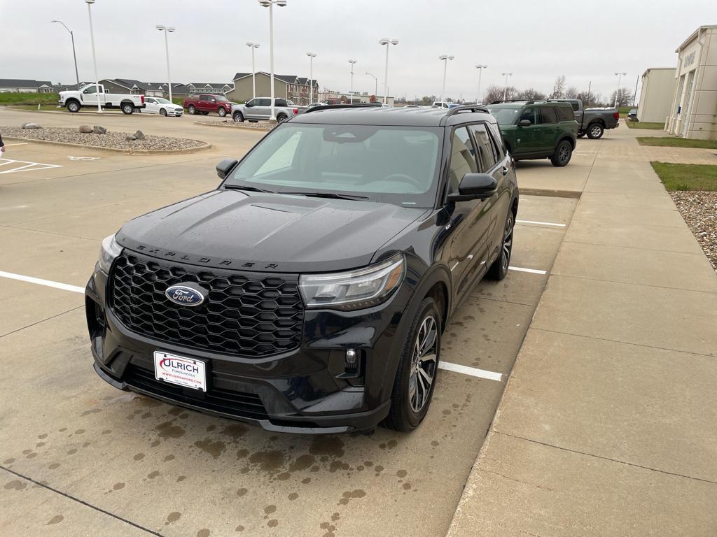 used 2025 Ford Explorer car, priced at $45,450