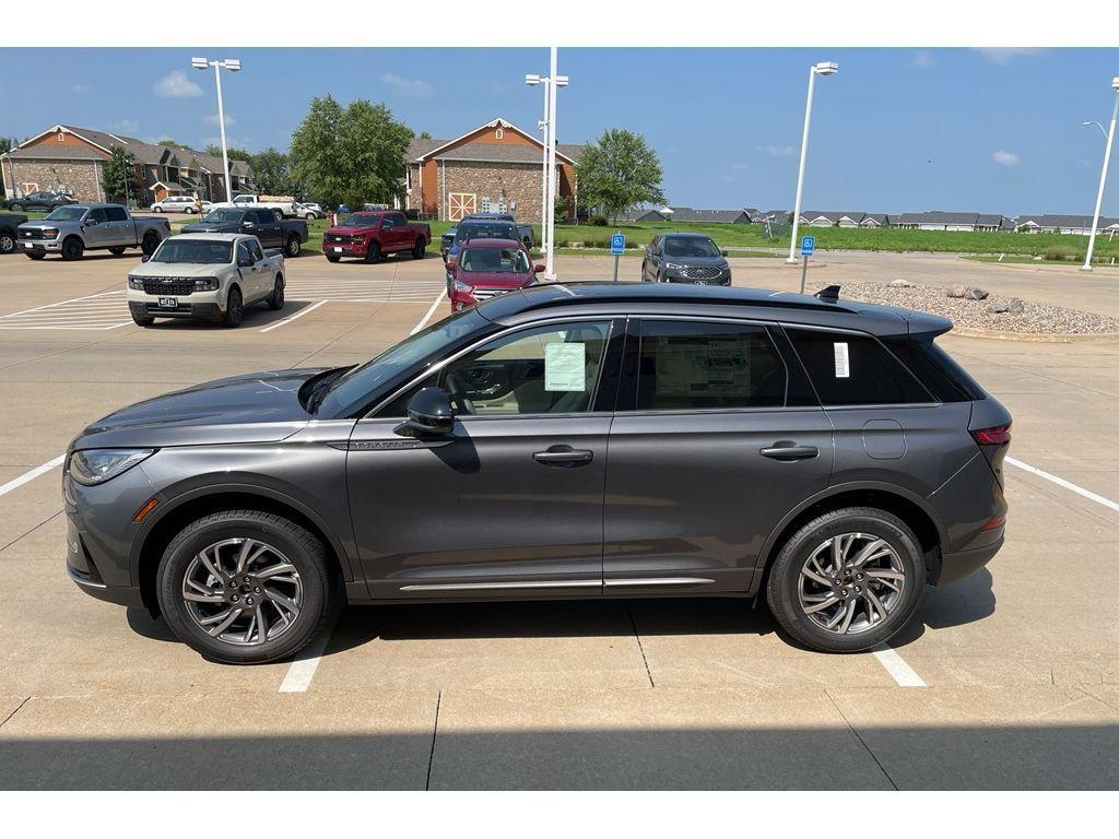 new 2025 Lincoln Corsair car, priced at $48,720