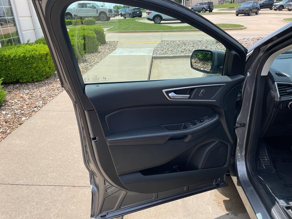 used 2023 Ford Edge car, priced at $26,290
