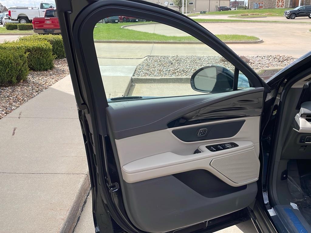 new 2025 Lincoln Nautilus car, priced at $51,096