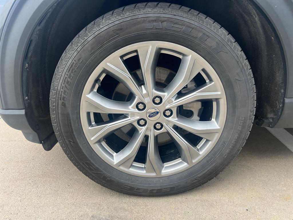 used 2020 Ford Explorer car
