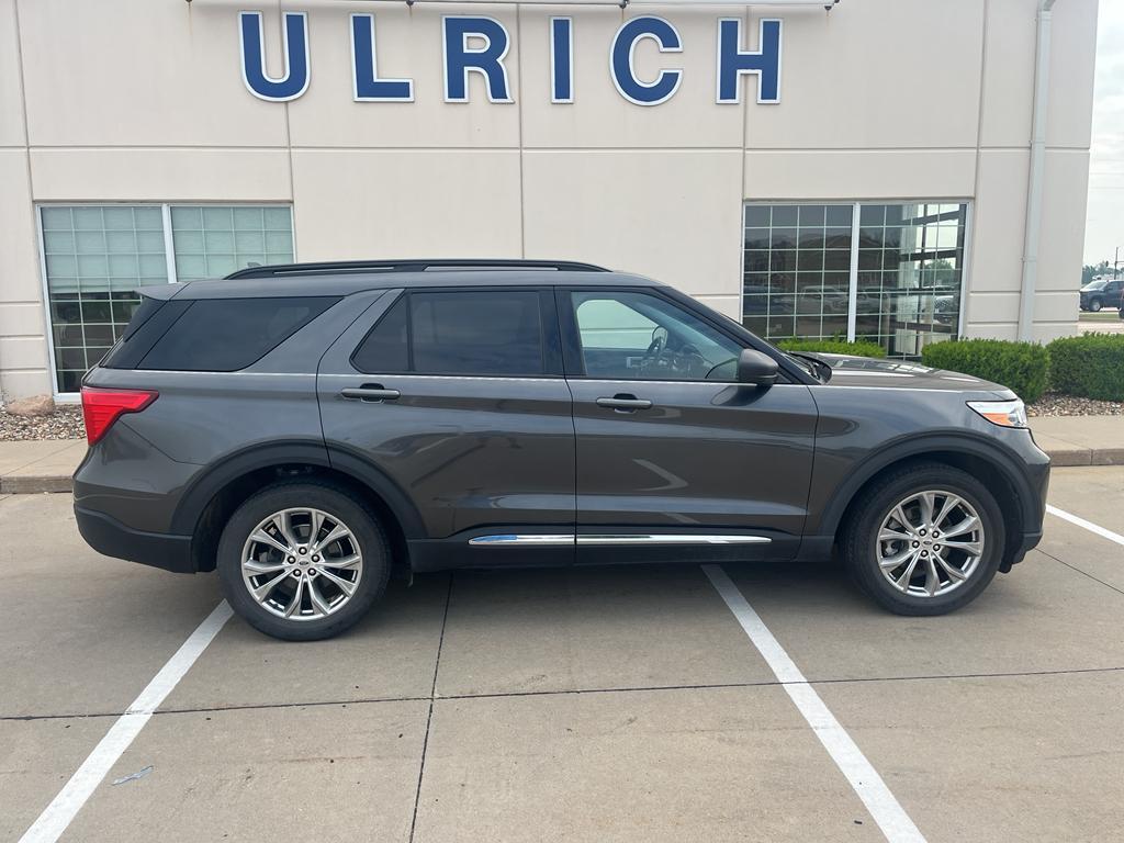used 2020 Ford Explorer car