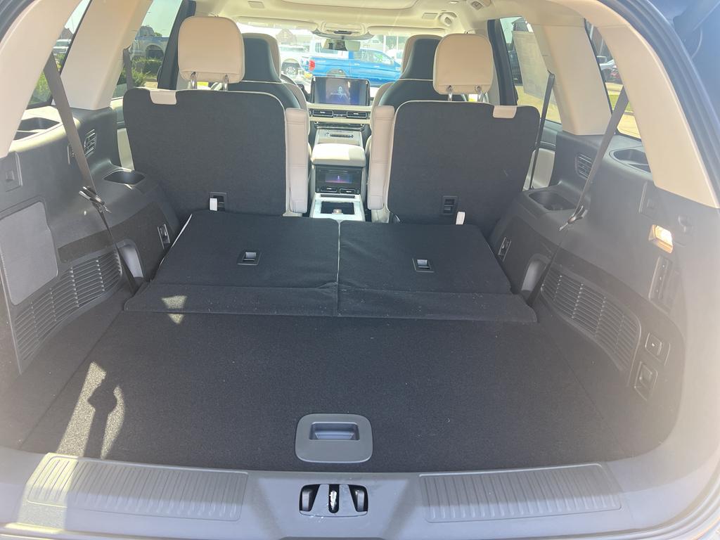 new 2025 Lincoln Aviator car, priced at $80,990