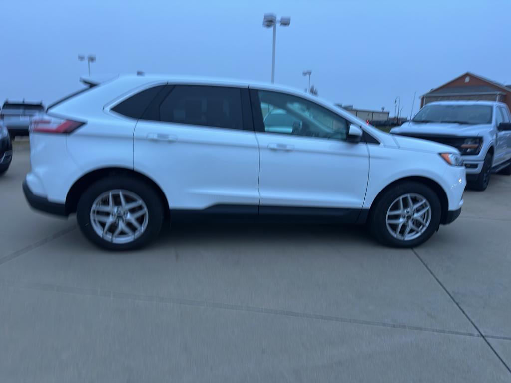 used 2023 Ford Edge car