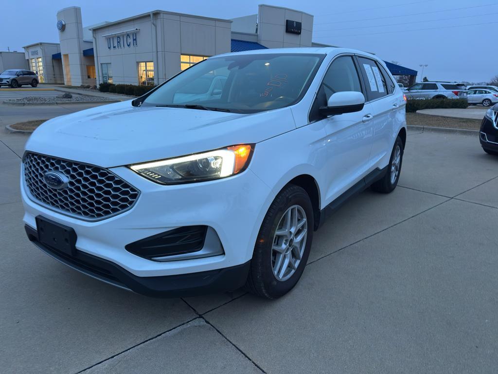 used 2023 Ford Edge car