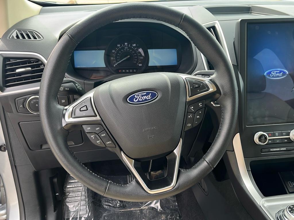 used 2024 Ford Edge car, priced at $30,190