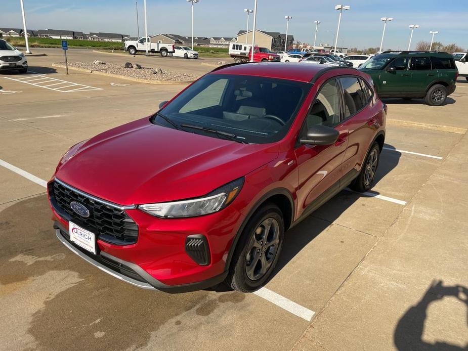 new 2025 Ford Escape car, priced at $34,670