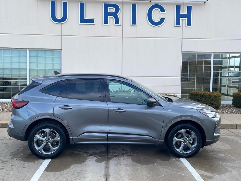 used 2023 Ford Escape car, priced at $24,985