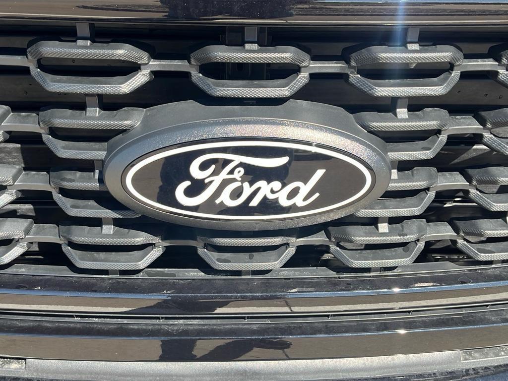 new 2025 Ford F-150 car, priced at $51,048