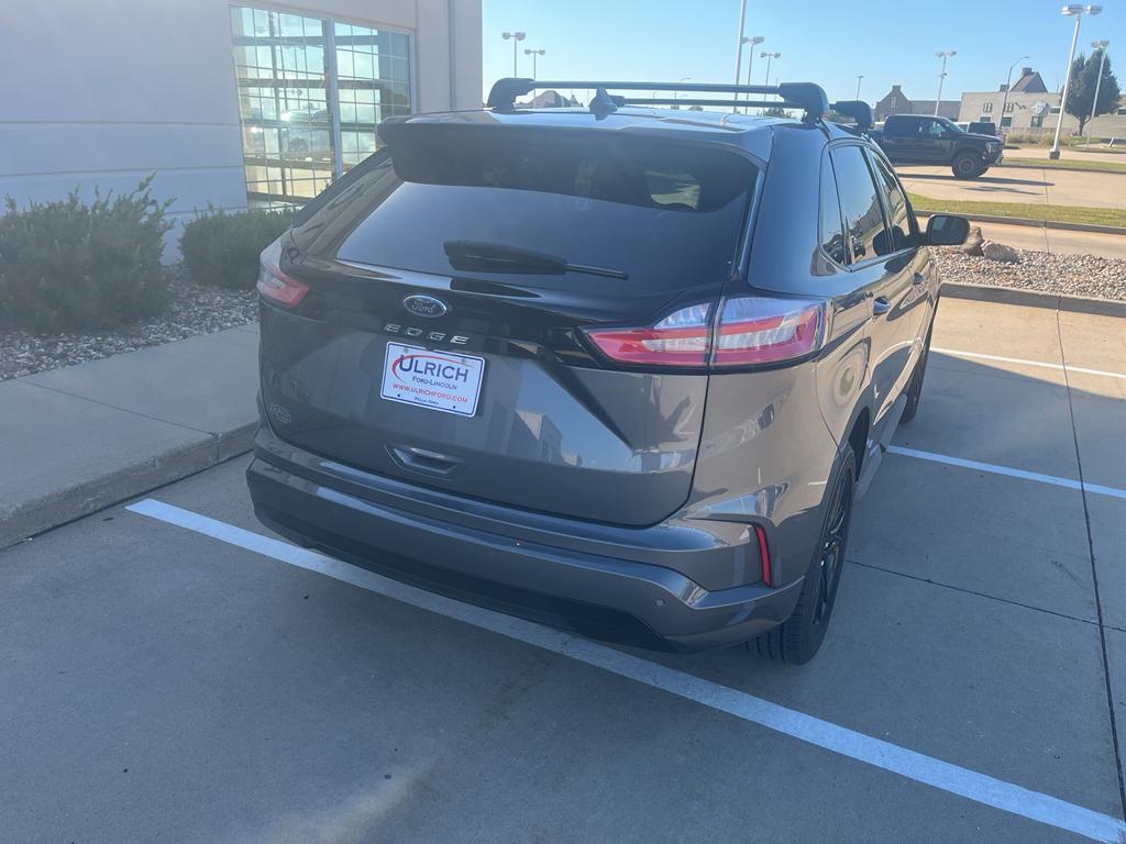 used 2024 Ford Edge car, priced at $33,950