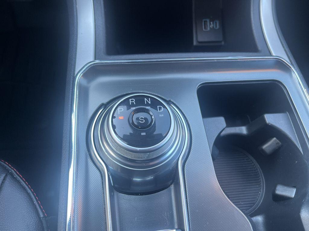 used 2024 Ford Edge car, priced at $33,950