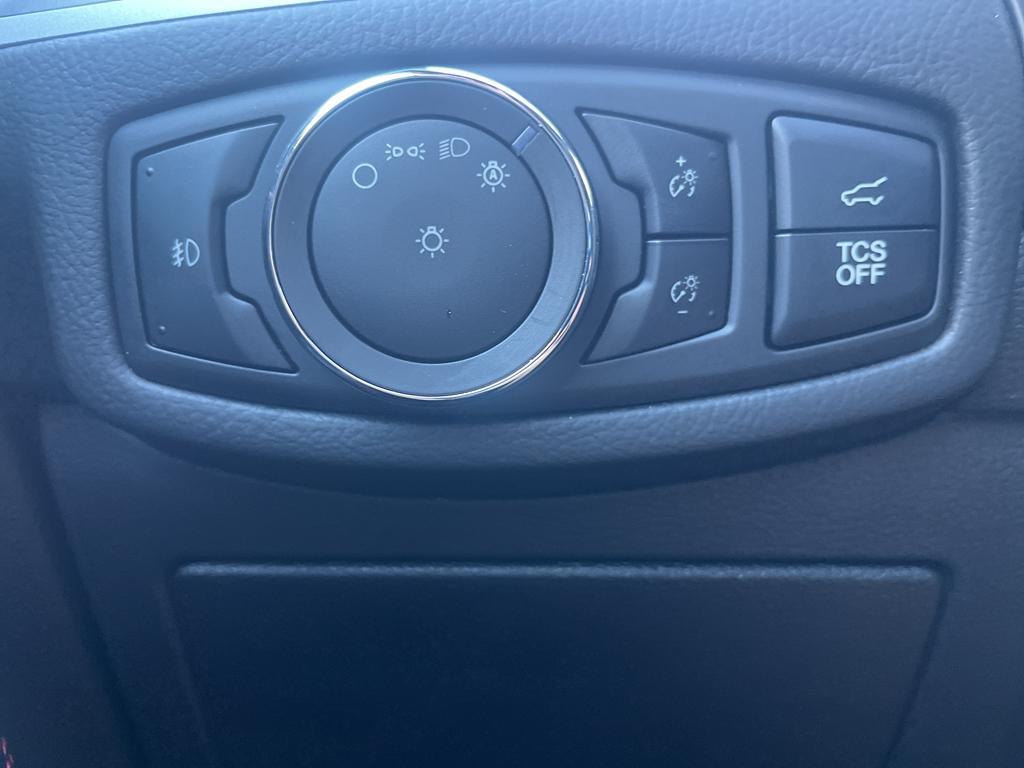 used 2024 Ford Edge car, priced at $33,950