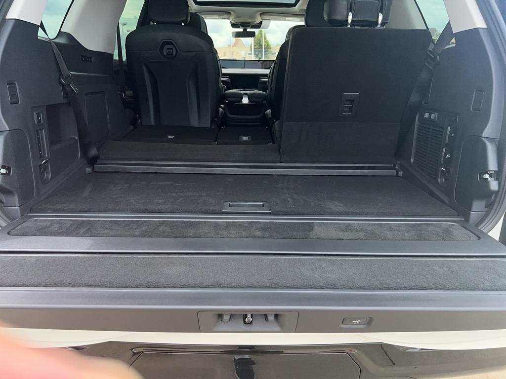 new 2025 Lincoln Navigator car, priced at $103,589
