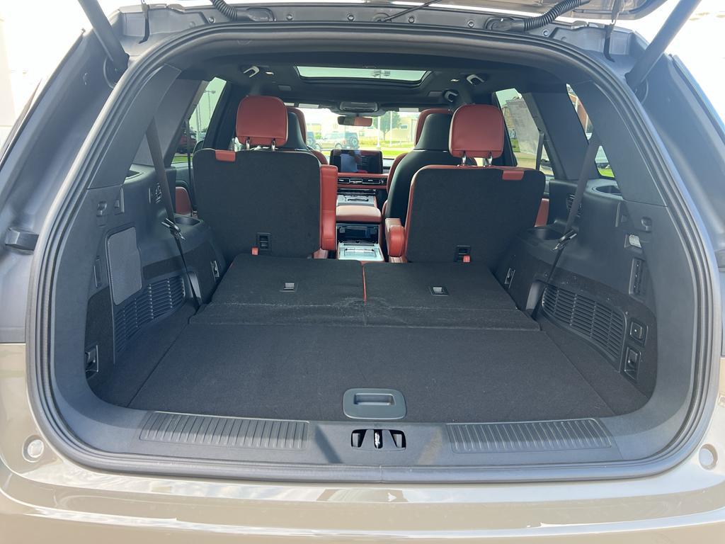 new 2025 Lincoln Aviator car, priced at $80,140