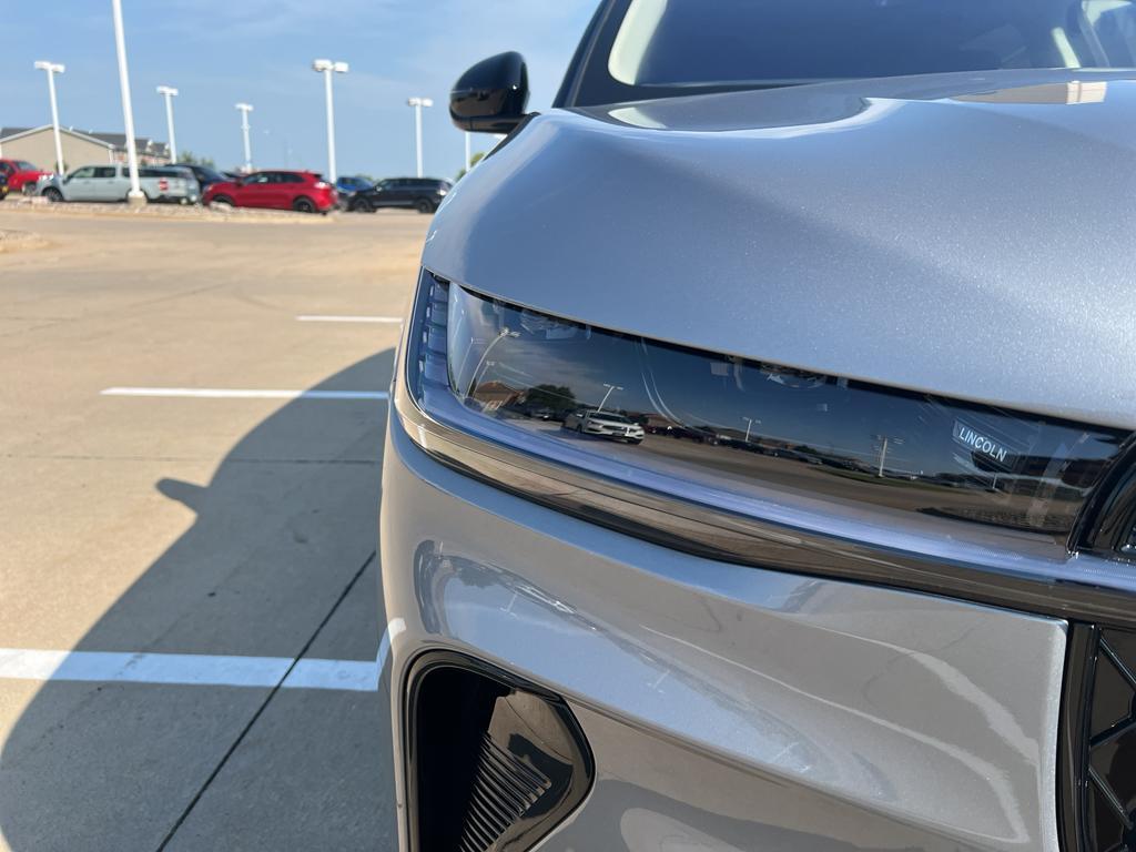 new 2025 Lincoln Nautilus car, priced at $65,455