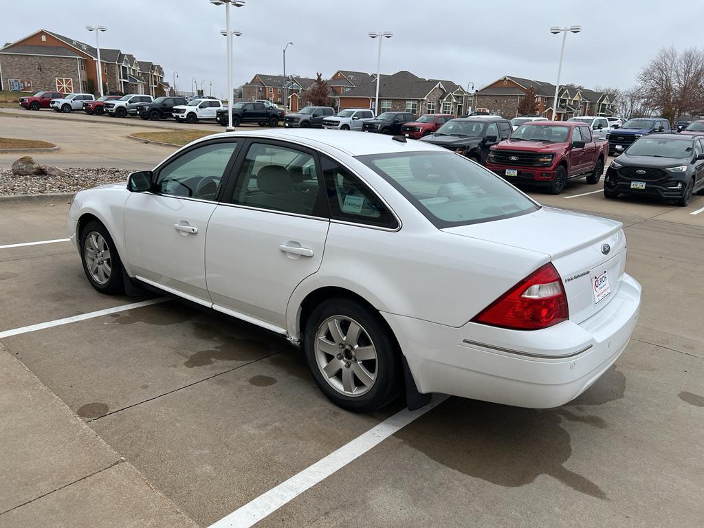 used 2007 Ford Five Hundred car, priced at $7,981
